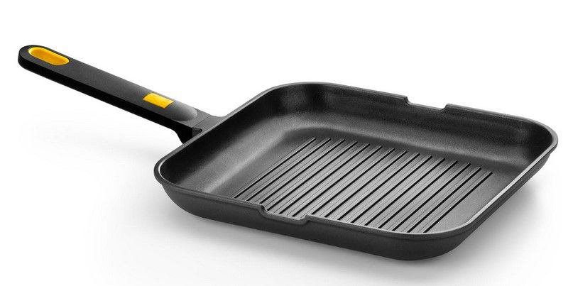 GRILL CON RAYAS ALUMINIO FUNDIDO DAILY 28X28 CMS. BRA