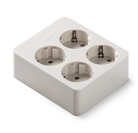 BASE MULTIPLE 4 TOMAS 16A T.T. SIN CABLE REF.:2504