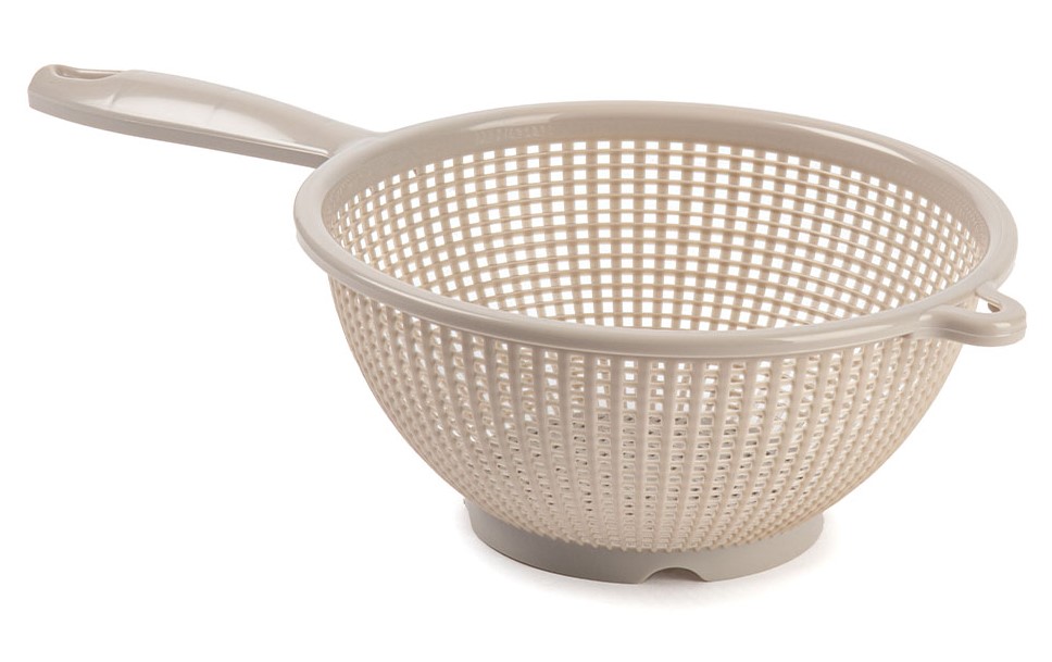 ESCURRIDOR PLASTICFORTE CON MANGO VRM 24 CMS.