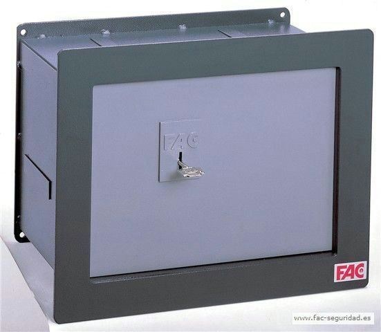CAJA FUERTE FAC BRICO 102LL  C/LLAVE