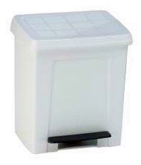 CUBO BASURA PLASTICO C/PEDAL 8 LTS.