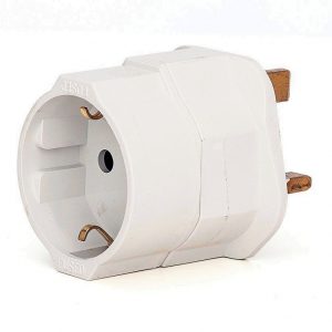 ADAPTADOR FAMATEL INGLES EUROPEO 10A REF.1407